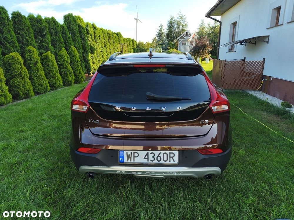 Volvo V40 Cross Country - 2