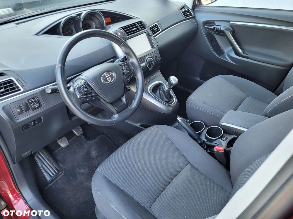 Toyota Verso 1.8 Premium EU6 - 3