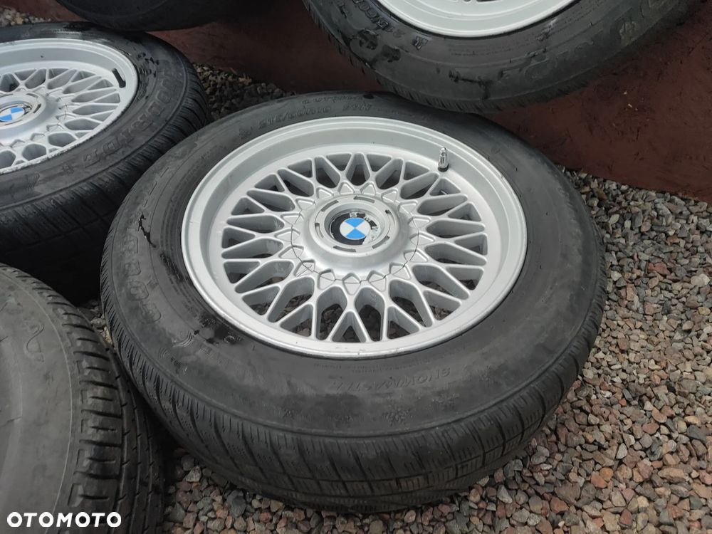 BMW  E39 / E46 / E38 / E36 / E34 / E32 / E60 / ITP. ORYGINALNY KOMPLET FELG STYLING 5 ( 4 SZTUKI + 1 ZAPASÓWKA ) + DEKIELKI W ROZMIARZE 16 CALI 7J ET20 O NR. 36 11 1 092 336 OEM W DOBRYM STANIE + OPONY GRATIS POD PROJEKT / M5 / RARYTAS - 6