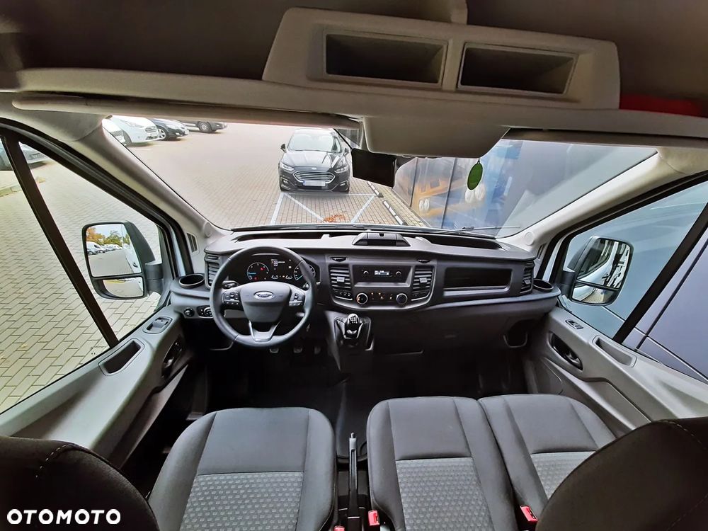 Ford Transit - 18