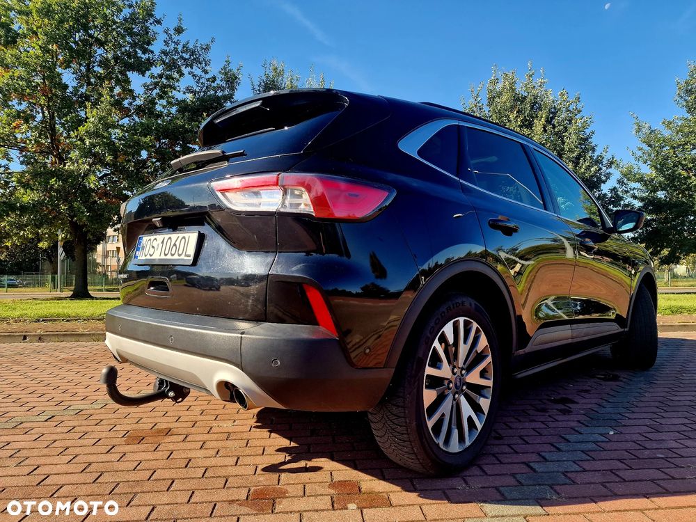 Ford Escape 2.0 EcoBoost AWD Titanium - 4