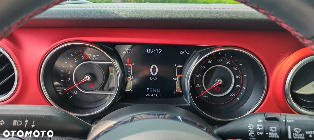 Jeep Wrangler - 8