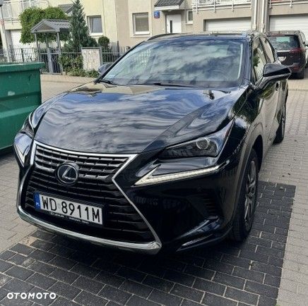 Lexus NX 300h Prestige AWD - 10