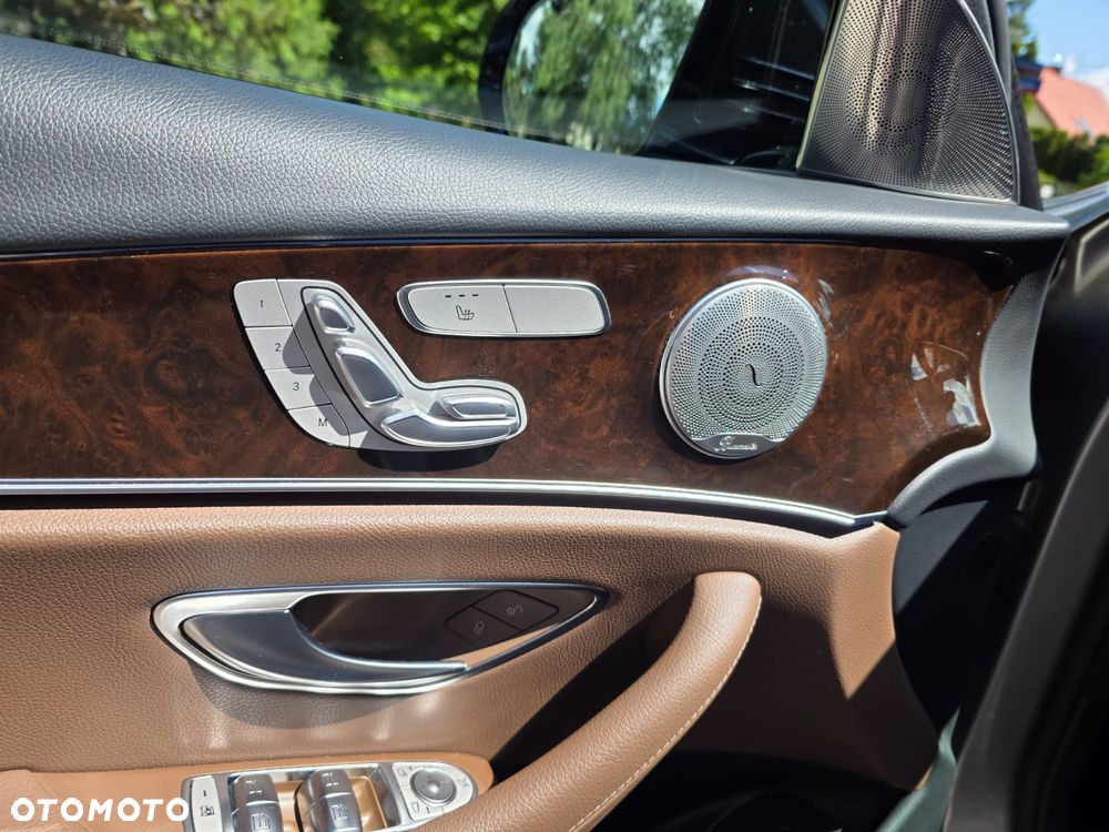 Mercedes-Benz Klasa E 350e 9G-TRONIC Exclusive - 20