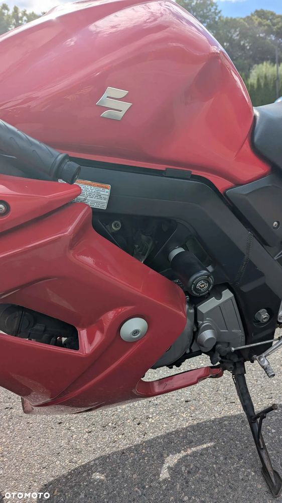 Suzuki SV - 8