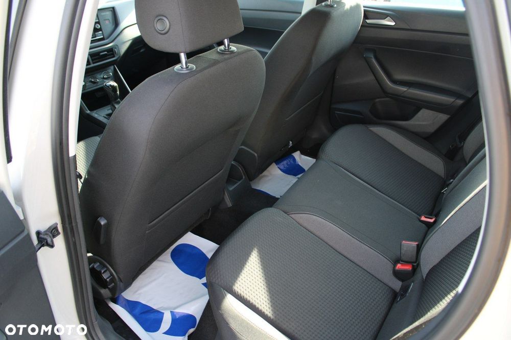 Volkswagen Polo - 13