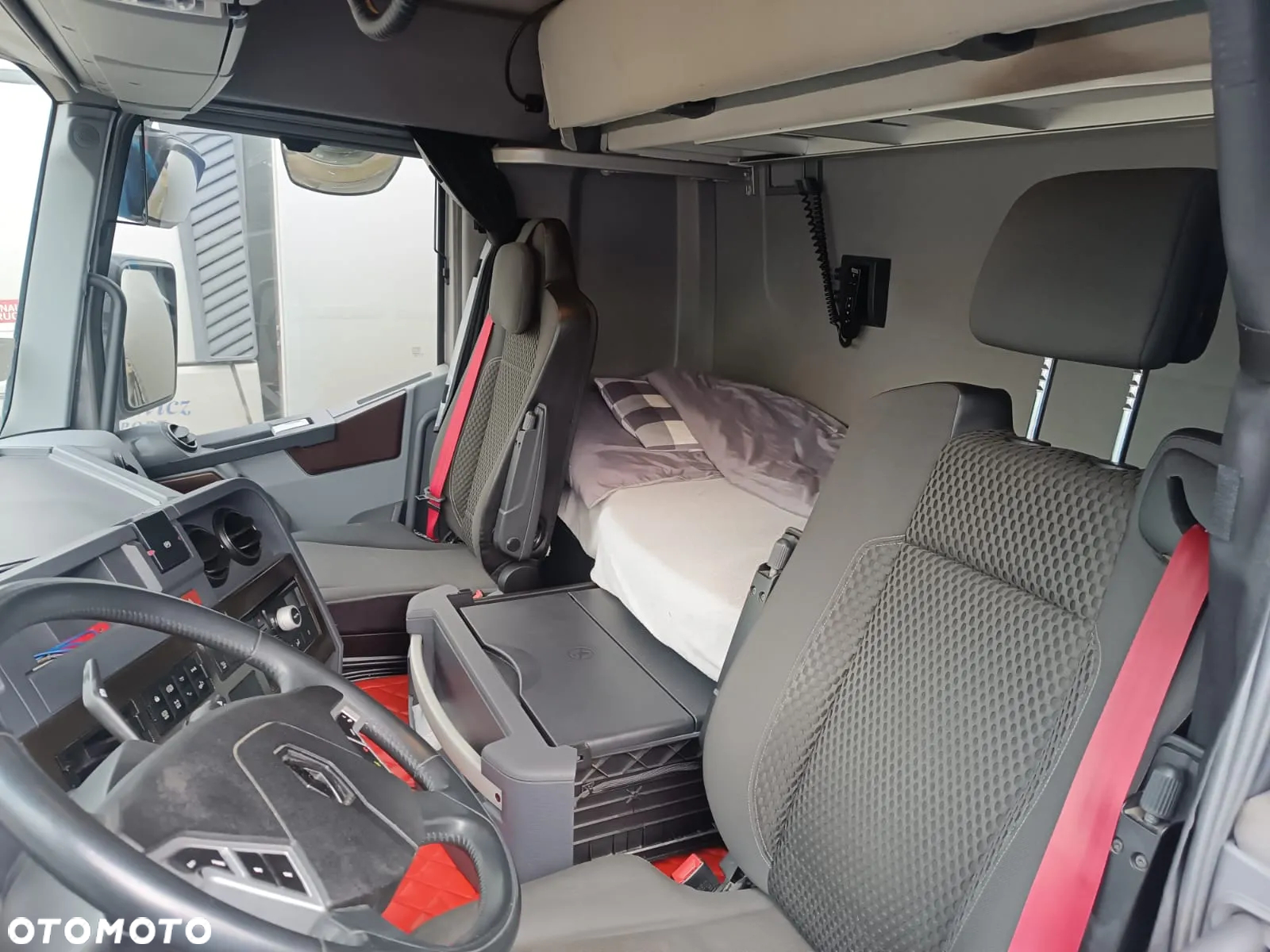 Renault T 380 Comfort, 125 Years Renault Truck - 14