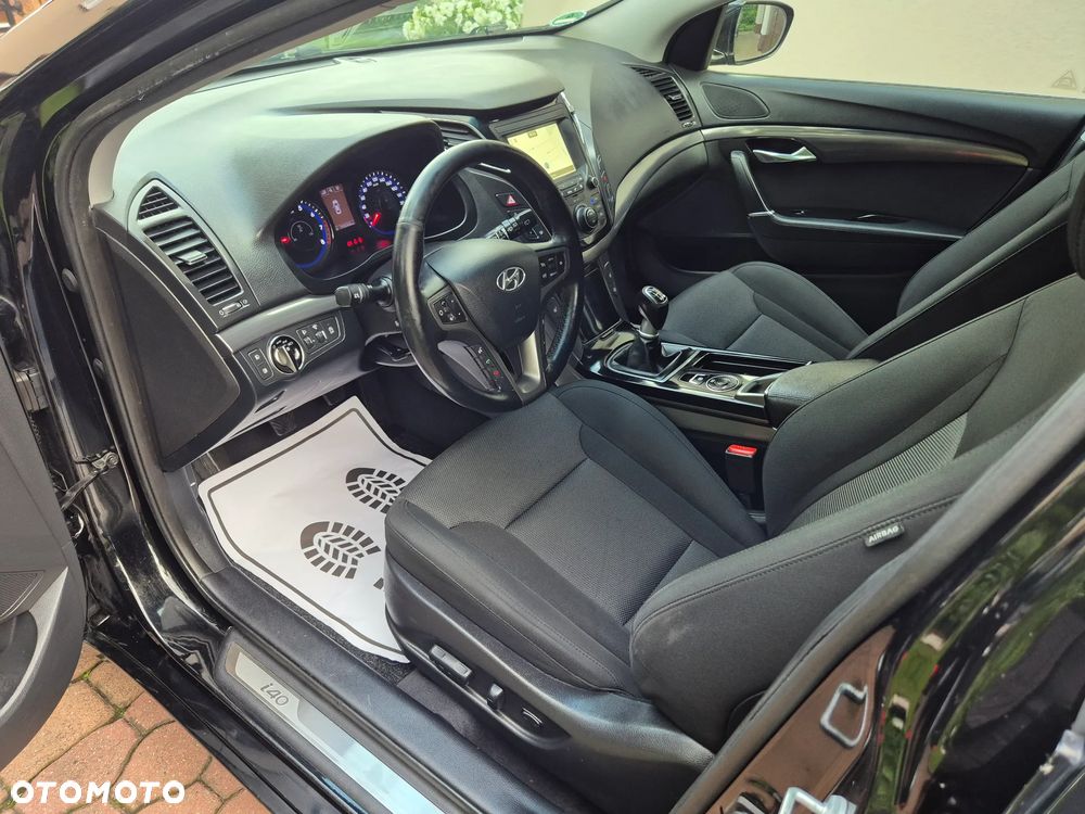 Hyundai i40 i40cw 1.6 Fifa World Cup Edition - 7