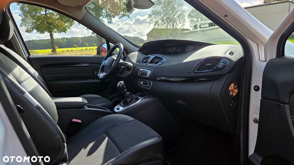 Renault Grand Scenic TCe 130 Luxe - 31