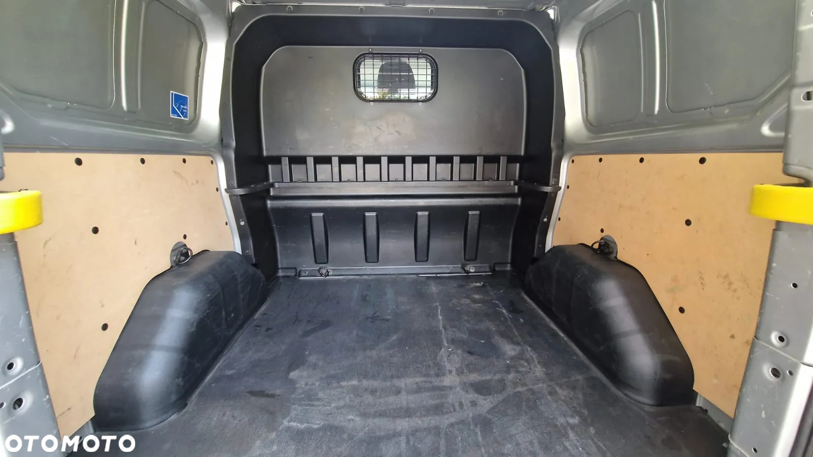 Ford Transit Custom Kombi 320 L1H1 Sport - 17