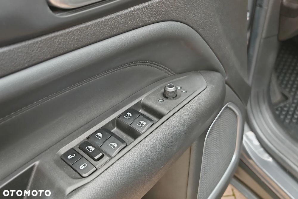 Jeep Compass 1.5 T4 mHEV Altitude Winter Edition FWD S&S DCT - 16