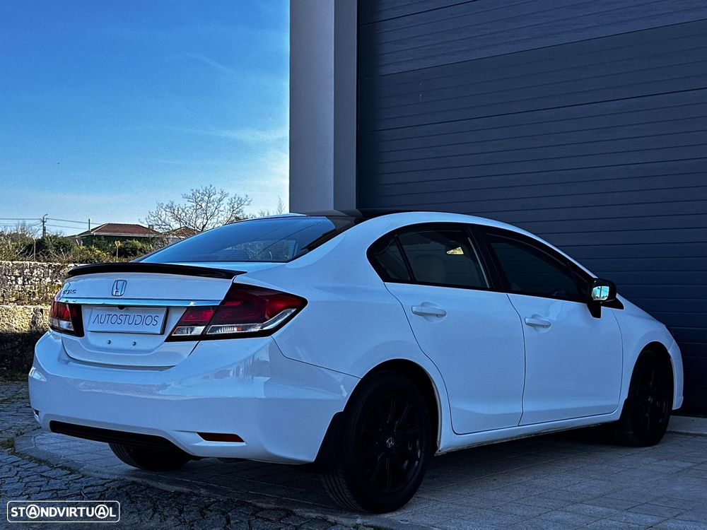 Honda Civic 1.8 i-VTEC Auto Comfort - 2
