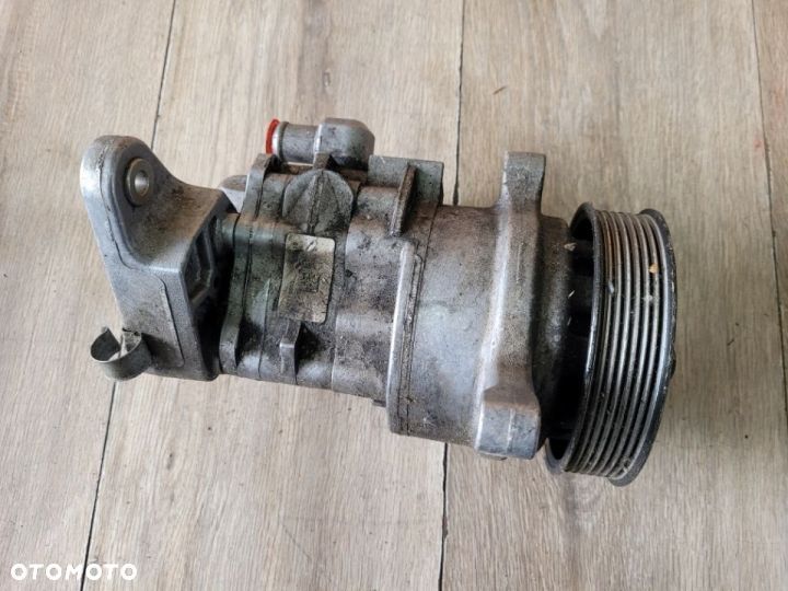 Pompa wspomagania BMW X5 E70 X6 E71 3,0 D LH2114865 - 1