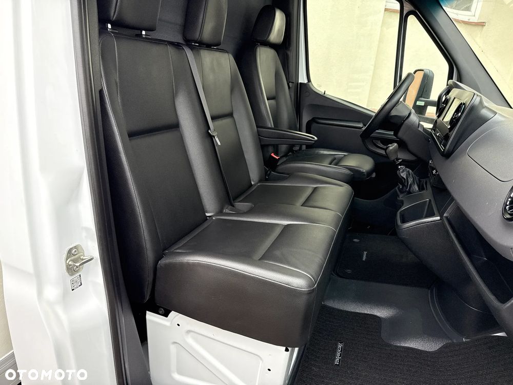 Mercedes-Benz Sprinter 516 CDI Izoterma Winda - 32
