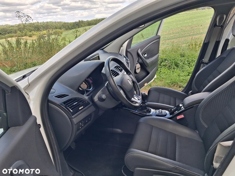 Renault Megane ENERGY dCi 110 Start & Stopp LIMITED - 15