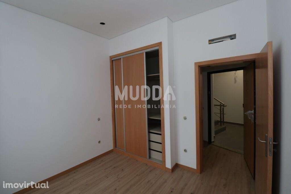 Apartamento T2 remodelado no centro de Ovar - Grande imagem: 3/6