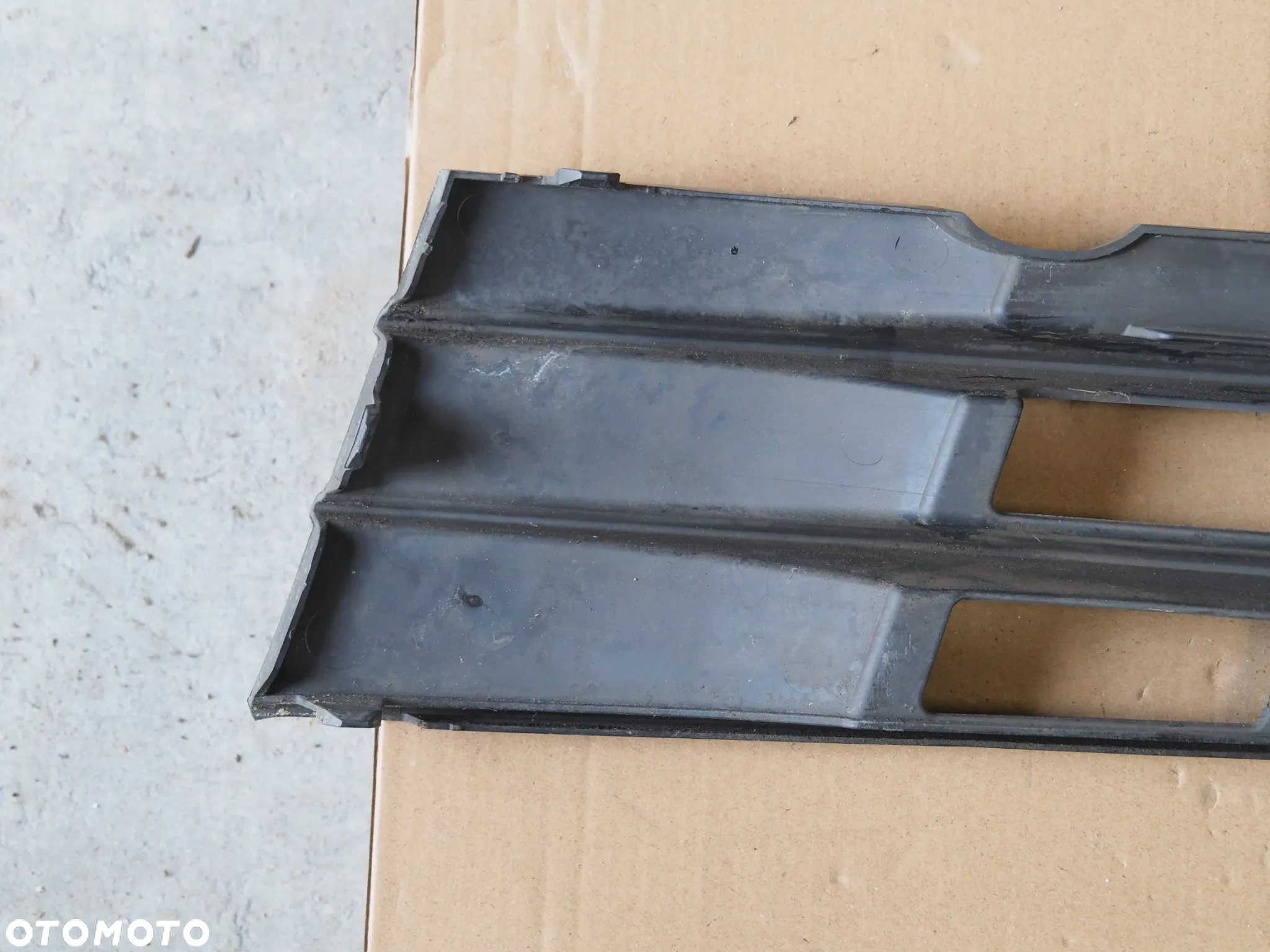 Kratka atrapa zaślepka halogen prawa VW Touran I Lift 1T0853666K - 5