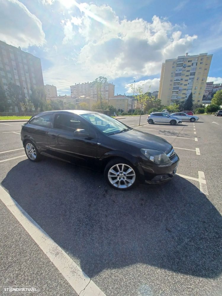 Opel Astra GTC 1.9 CDTI - 2