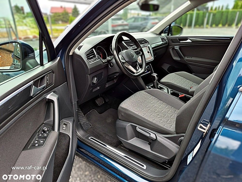 Volkswagen Tiguan 2.0 TDI SCR DSG IQ.DRIVE - 29
