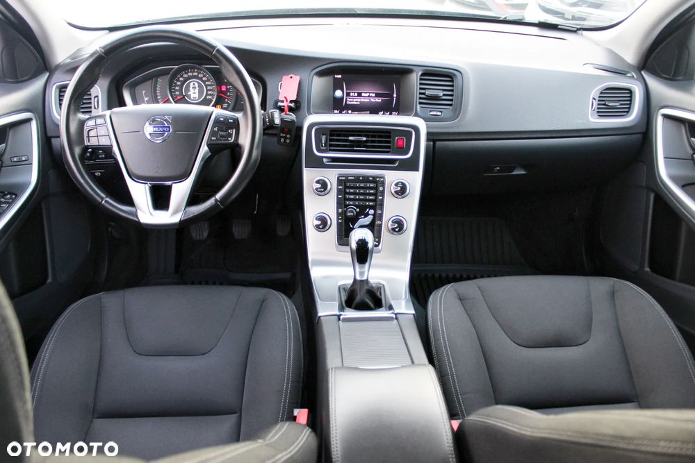 Volvo V60 D3 Kinetic - 12