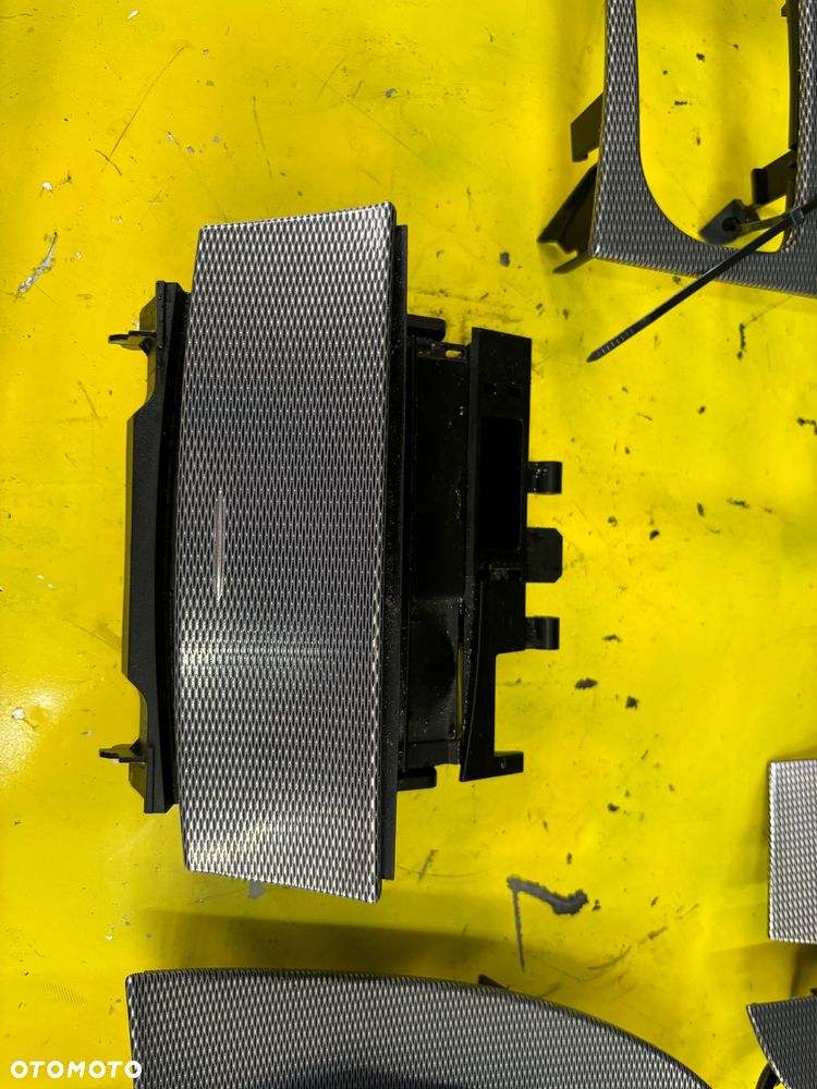 MERCEDES CLK W209 DEKORY LISTWY OZDOBNE CARBON KOMPLET - 4