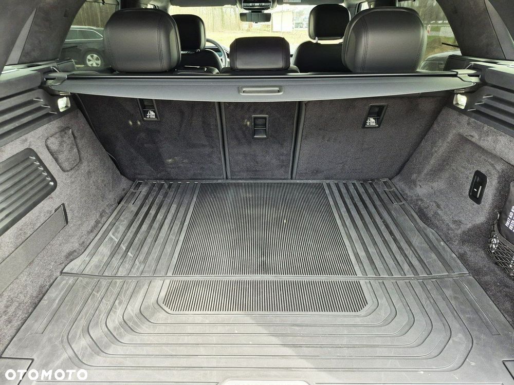 Land Rover Range Rover Sport - 38