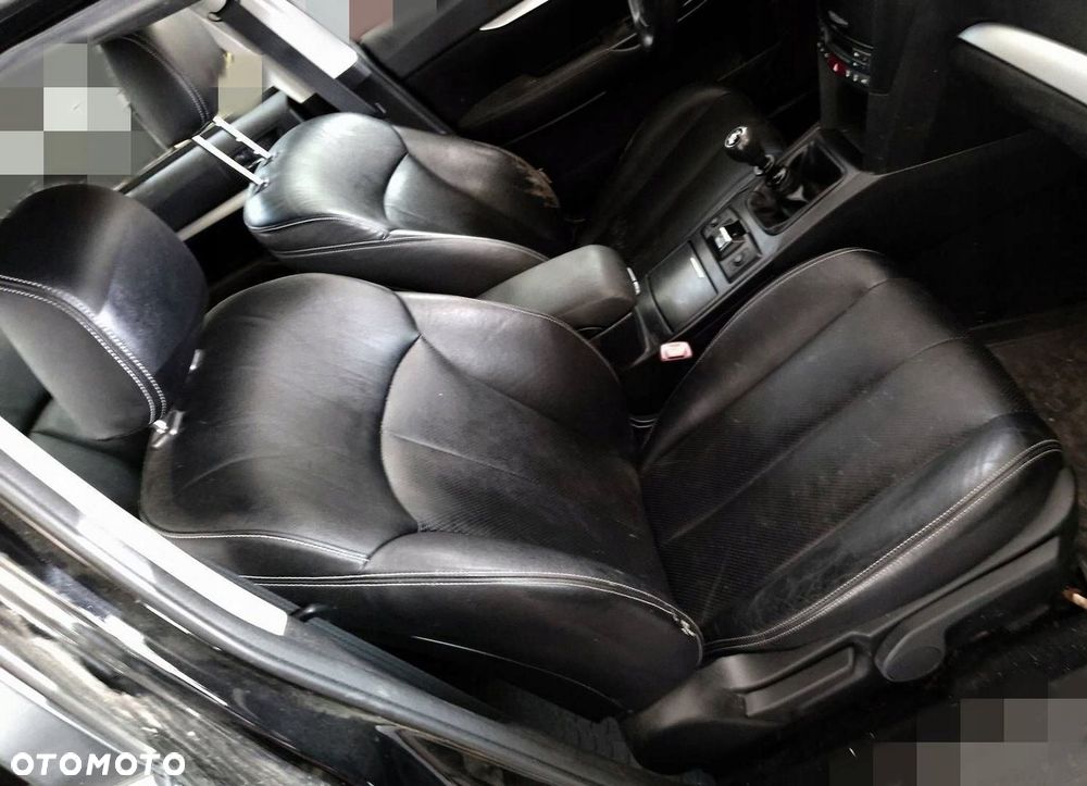 SUBARU OUTBACK IV FOTELE ELEKTRYCZNE SKÓRA GRZANE KANAPA KOMPLET LEGACY V - 1
