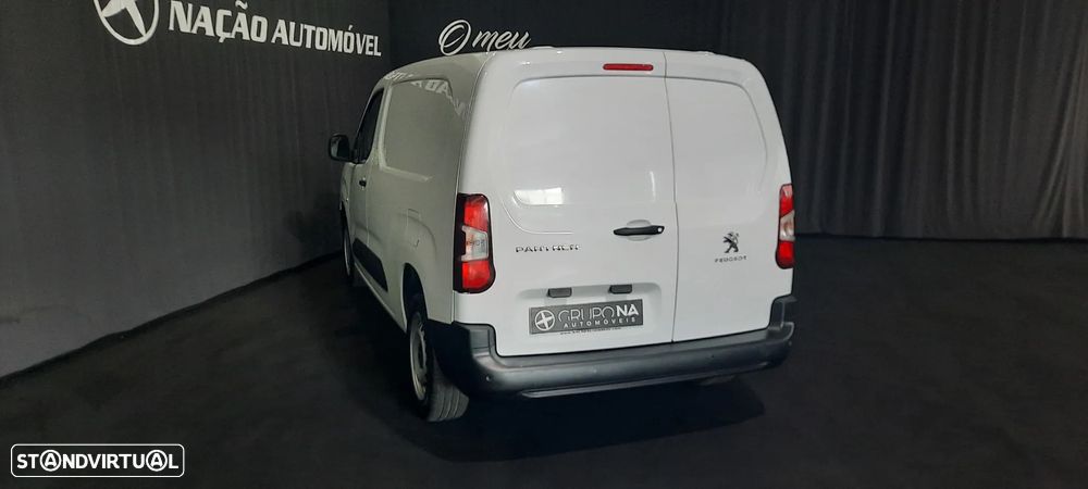 Peugeot Partner Longa 1.5 BlueHDi 100cv 6 vel. 3 lug. 5 portas - 18