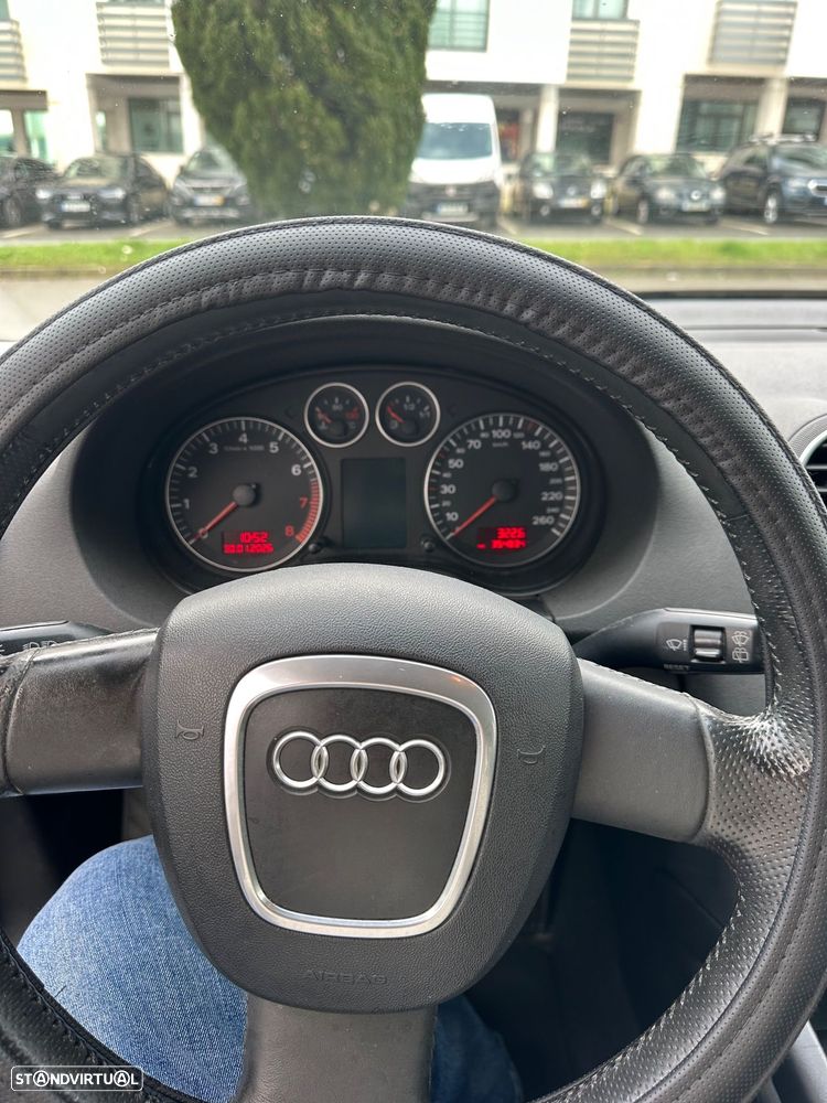 Audi A3 Sportback 1.6 FSi - 3