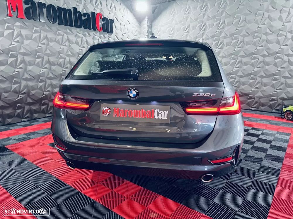 BMW 330 - 8