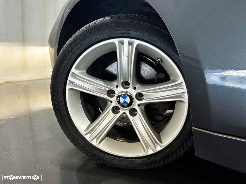 BMW 318 d Line Sport Shadow Auto - 55