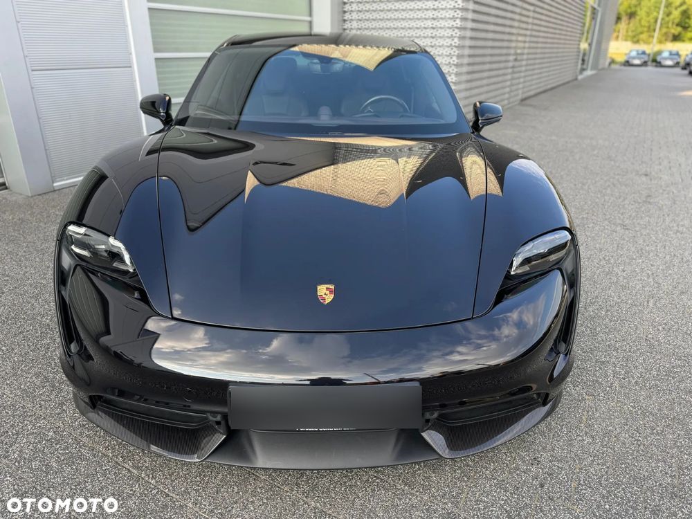 Porsche Taycan - 25