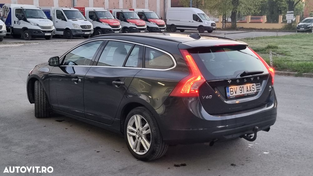 Volvo V60 T4 - 8