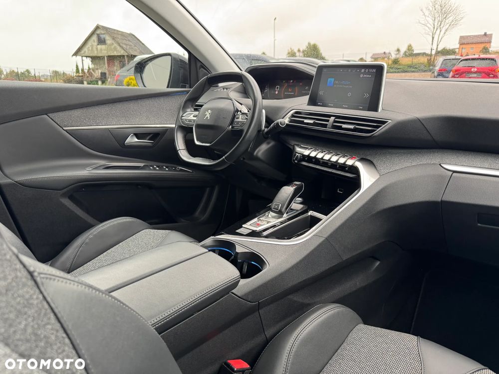 Peugeot 5008 BlueHDI 130 EAT8 Allure - 18