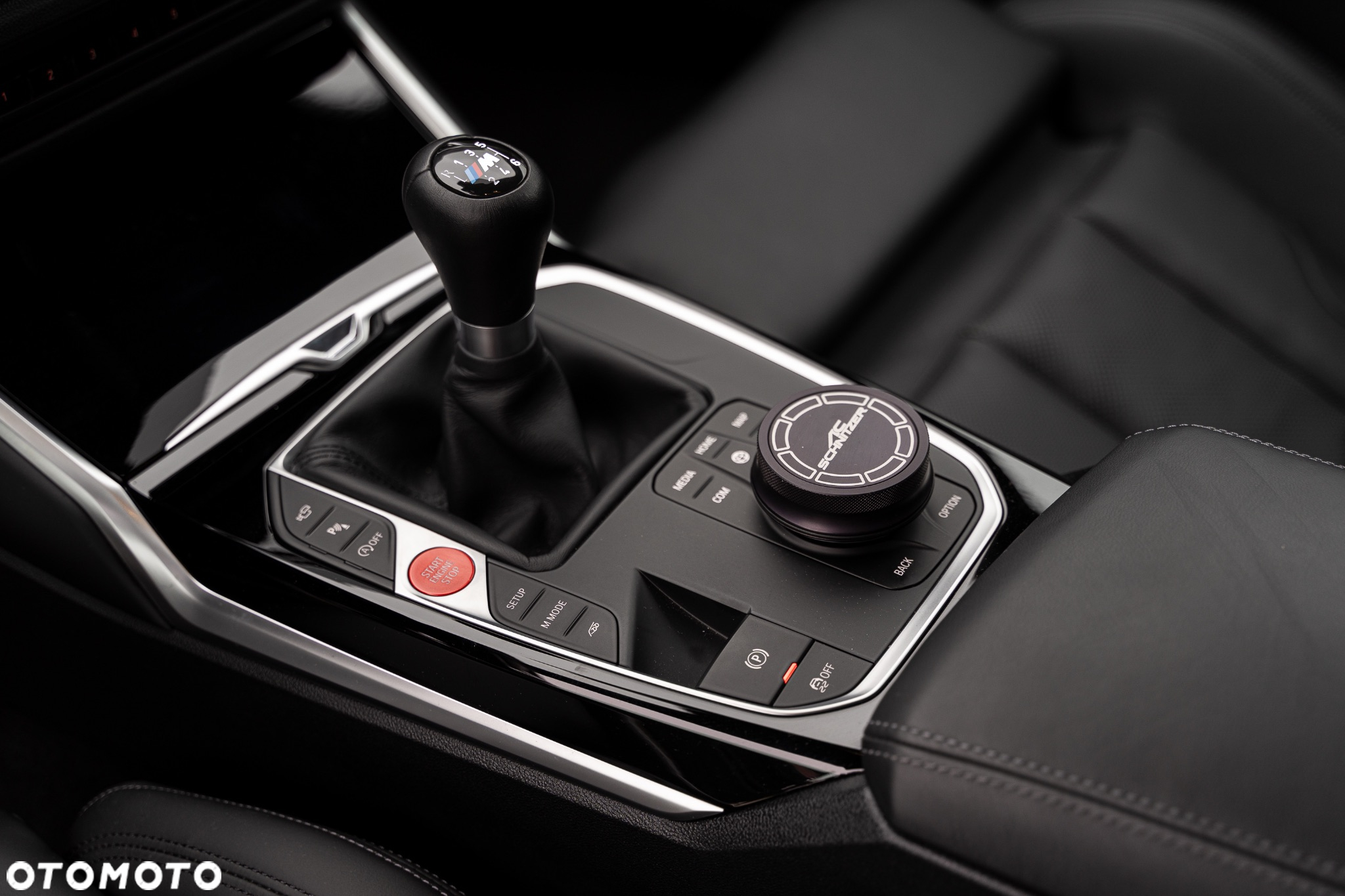 BMW M4 Standard - 32
