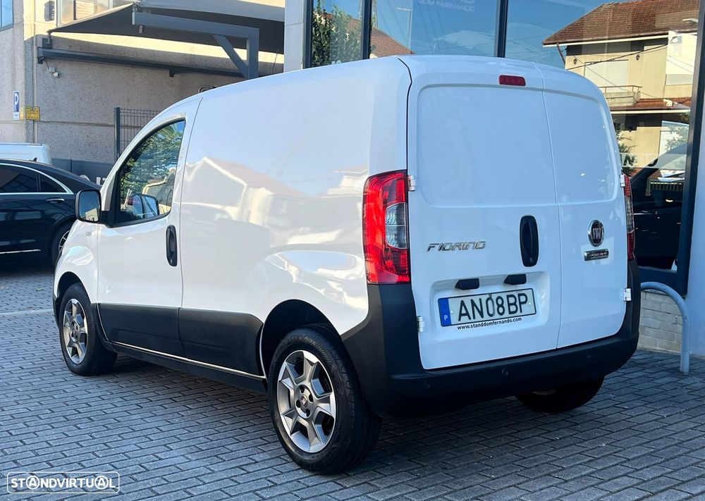 Fiat Fiorino 1.3 M-jet Adventure com 1GD - 34