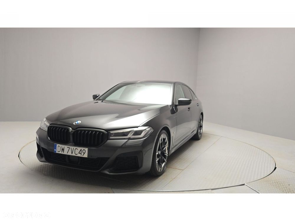 BMW Seria 5 530d xDrive mHEV M Sport sport - 8