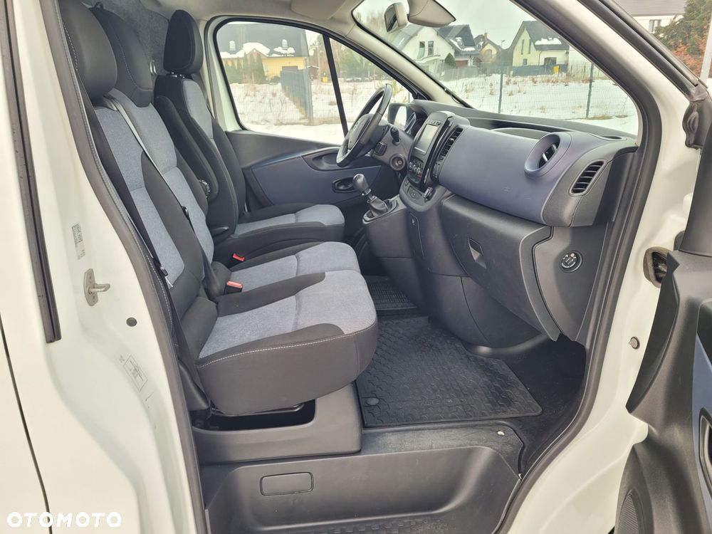 Opel Vivaro Długi L2 Webasto - 15