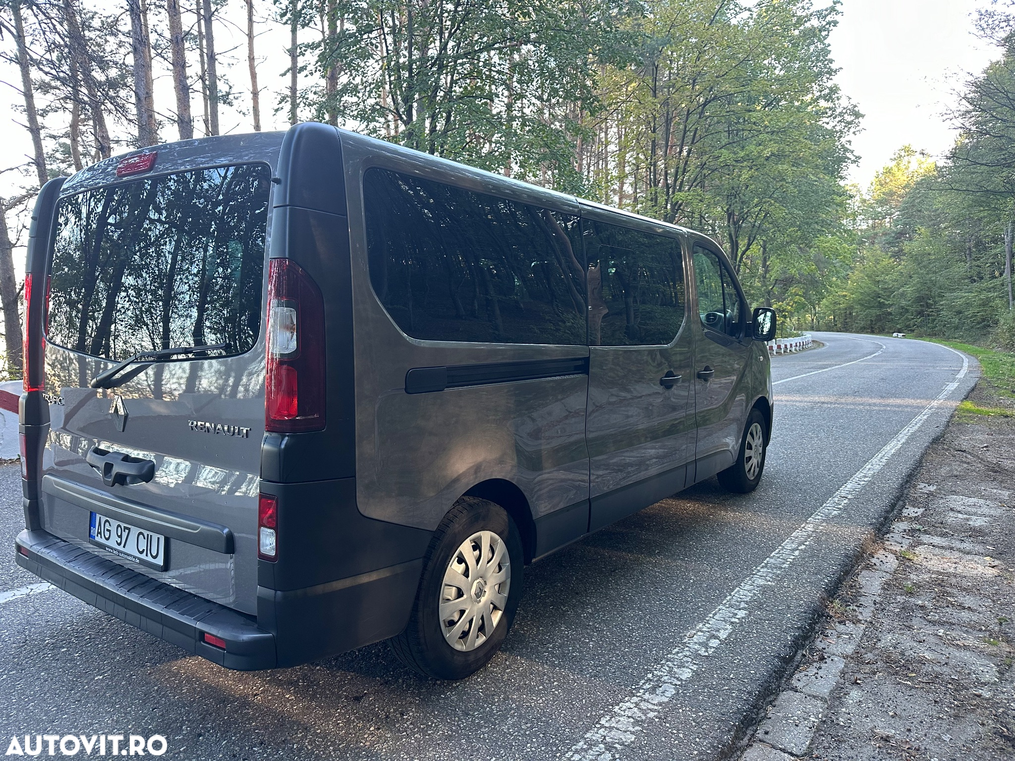 Renault Trafic ENERGY dCi 125 Combi Expression - 4