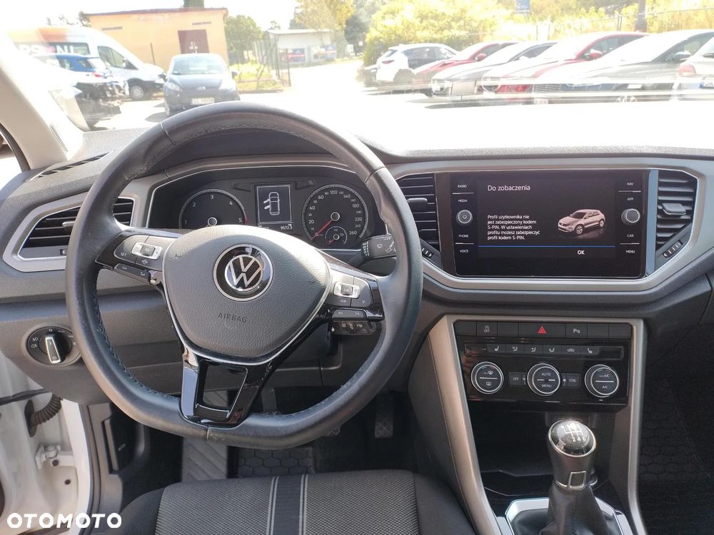 Volkswagen T-Roc - 14