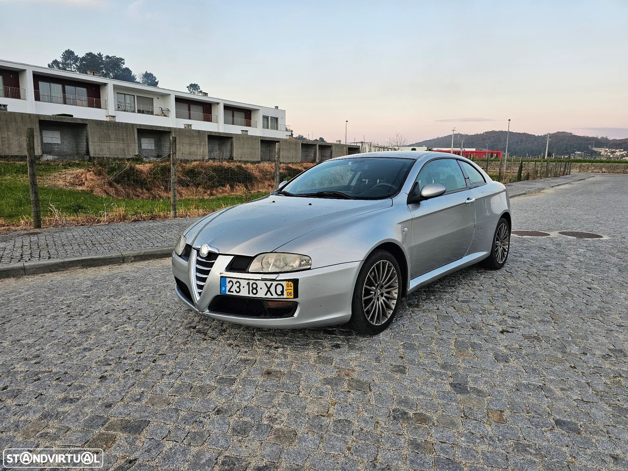 Alfa Romeo GT 1.9 JTD M-JET - 1