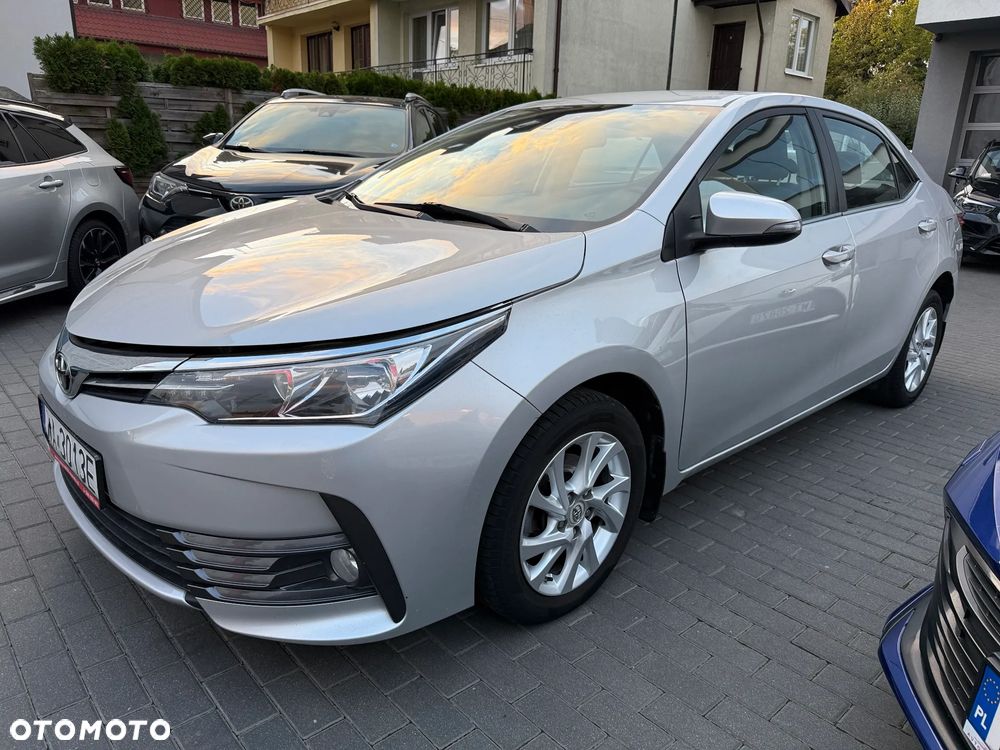 Toyota Corolla 1.6 Comfort - 14