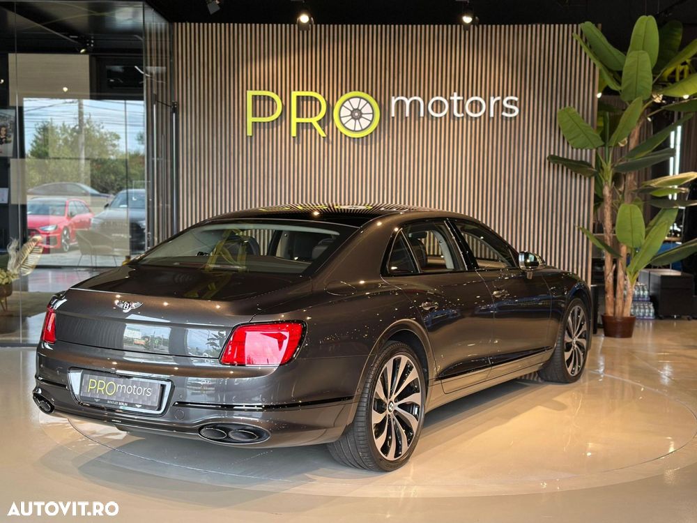 Bentley Flying Spur - 7