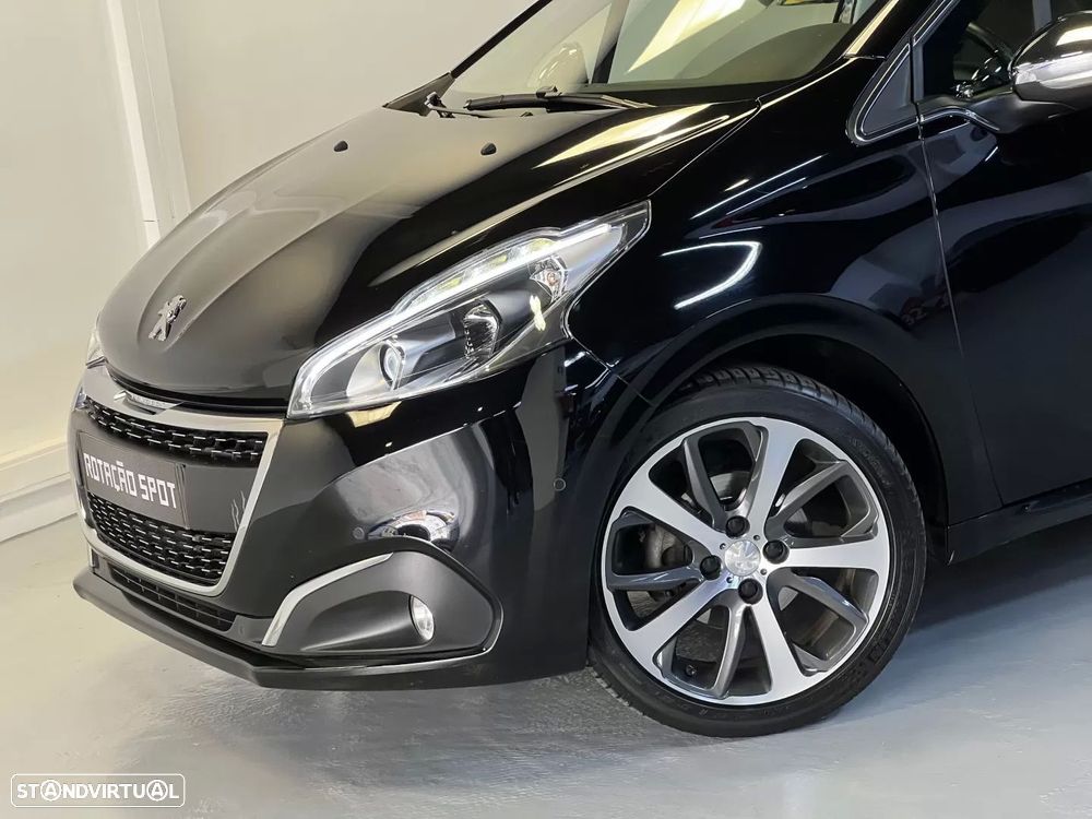 Peugeot 208 1.2 PureTech Signature - 26