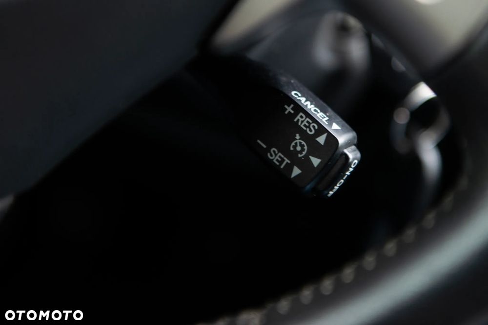 Toyota Auris 1.6 Edition - 32