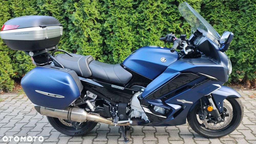 Yamaha FJR - 3