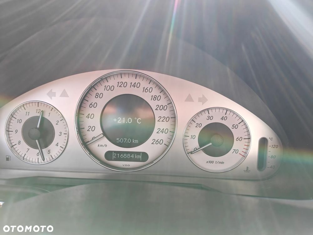 Mercedes-Benz Klasa E - 8