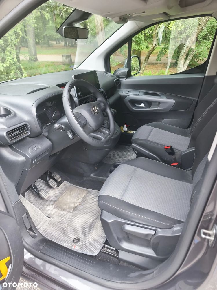 Toyota Proace City Verso 1.5 D-4D Business - 6