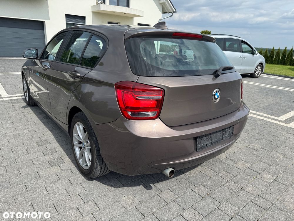BMW Seria 1 116d - 4