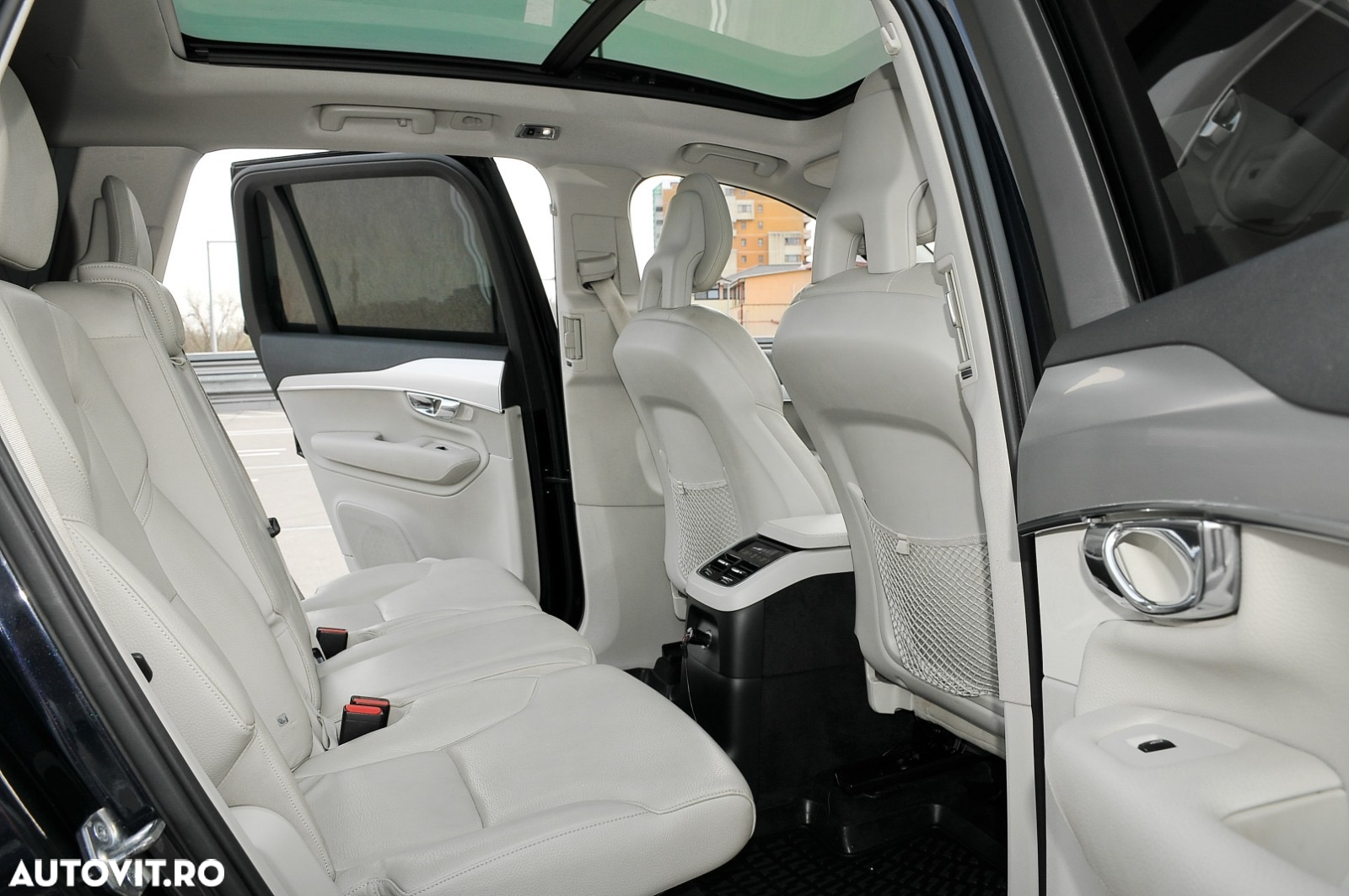 Volvo XC 90 - 12